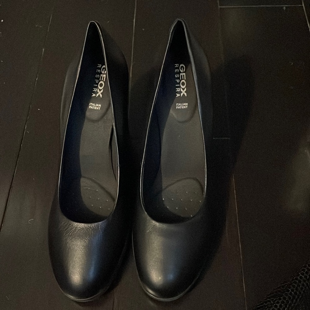Geox respira heels